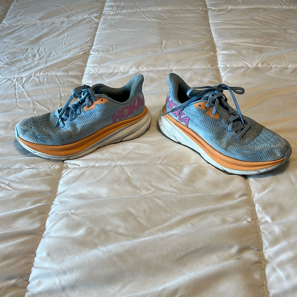 Hoka Size 6